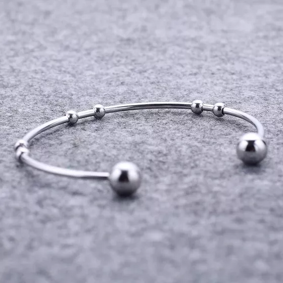 Silver Cuff Bracelet Des (1)