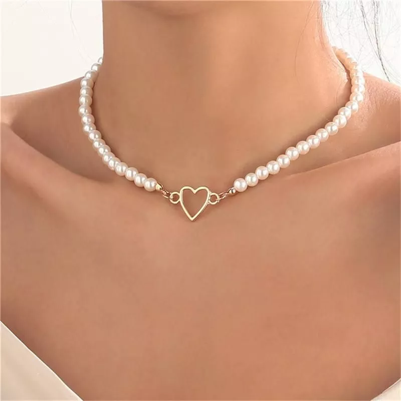 Trendy Love Heart Pearl Choker Necklace Female Personality Party Fashion Clavicle Collier Accessories Colar Perlas Collar Gift Trendy Love Heart Pearl Choker Necklace Female Personality Party Fashion Clavicle Collier Accessories Colar Perlas Collar Gift