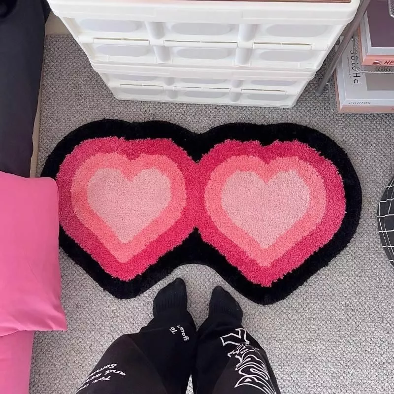 Tufting Black Pink Living Room Carpet Cool Heart Shape Rug Bedroom Bedside Mat Door Floor Anti Slip Pad Aesthetic Home Decor Tufting Black Pink Living Room Carpet Cool Heart Shape Rug Bedroom Bedside Mat Door Floor Anti Slip Pad Aesthetic Home Decor